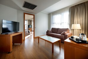1 chambre, literie hypoallergénique, couette en duvet d'oie, minibar