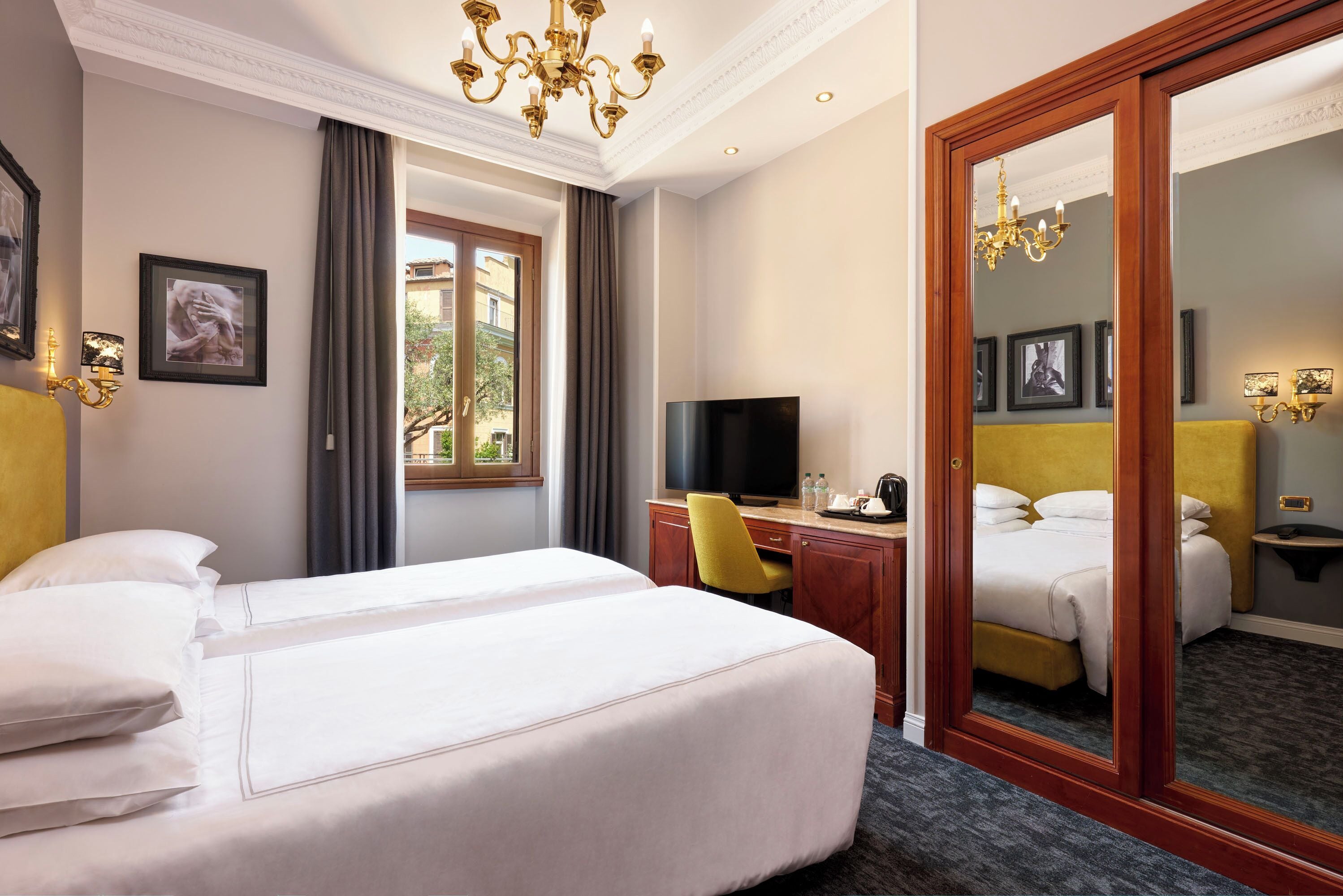 standard double room | 1 bedroom, premium bedding, in-room safe, desk