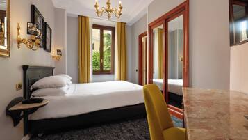 Standard Double Room | Premium bedding, in-room safe, desk, blackout curtains