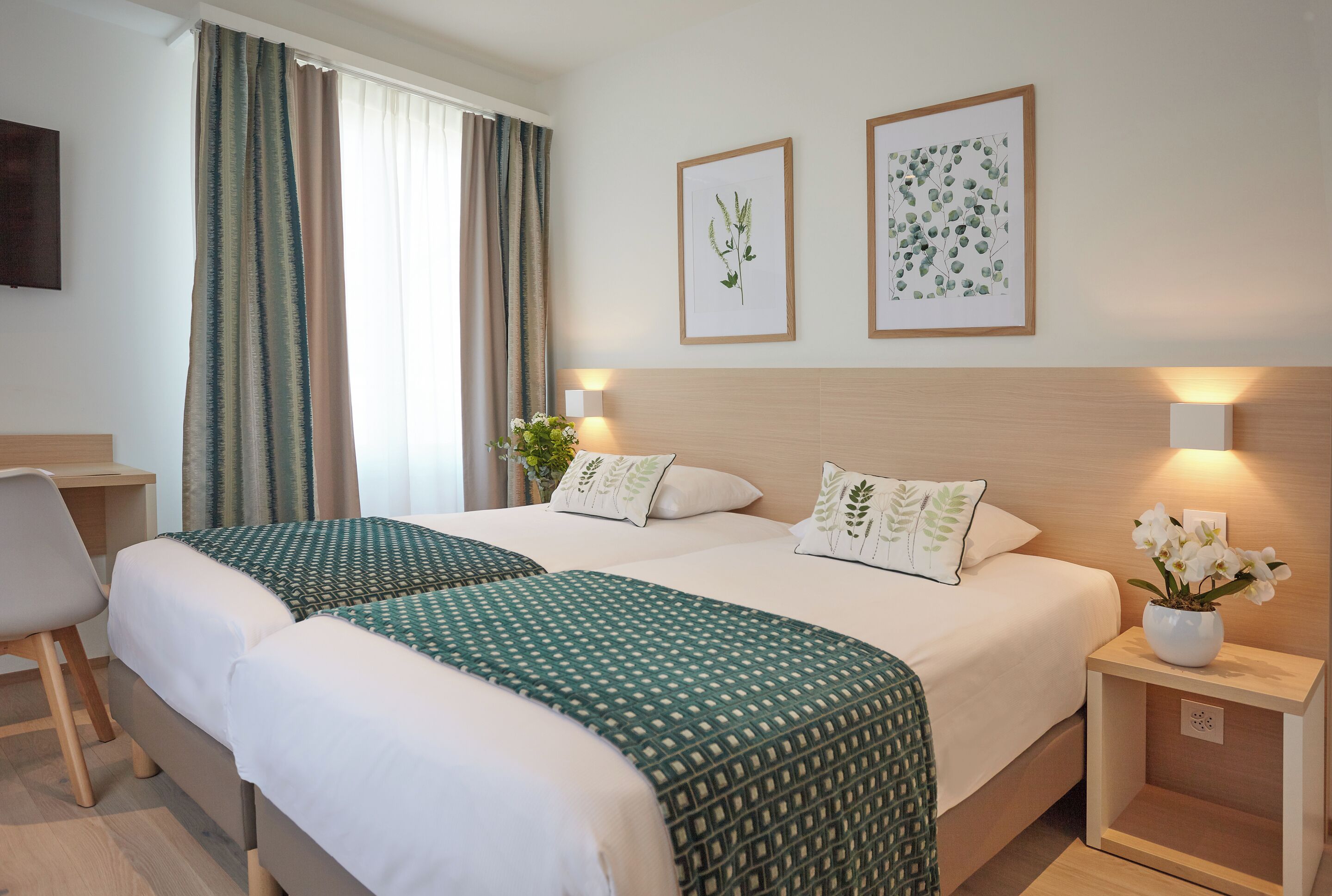 Chambre Supérieure avec lits jumeaux