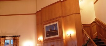 Madison Hotel