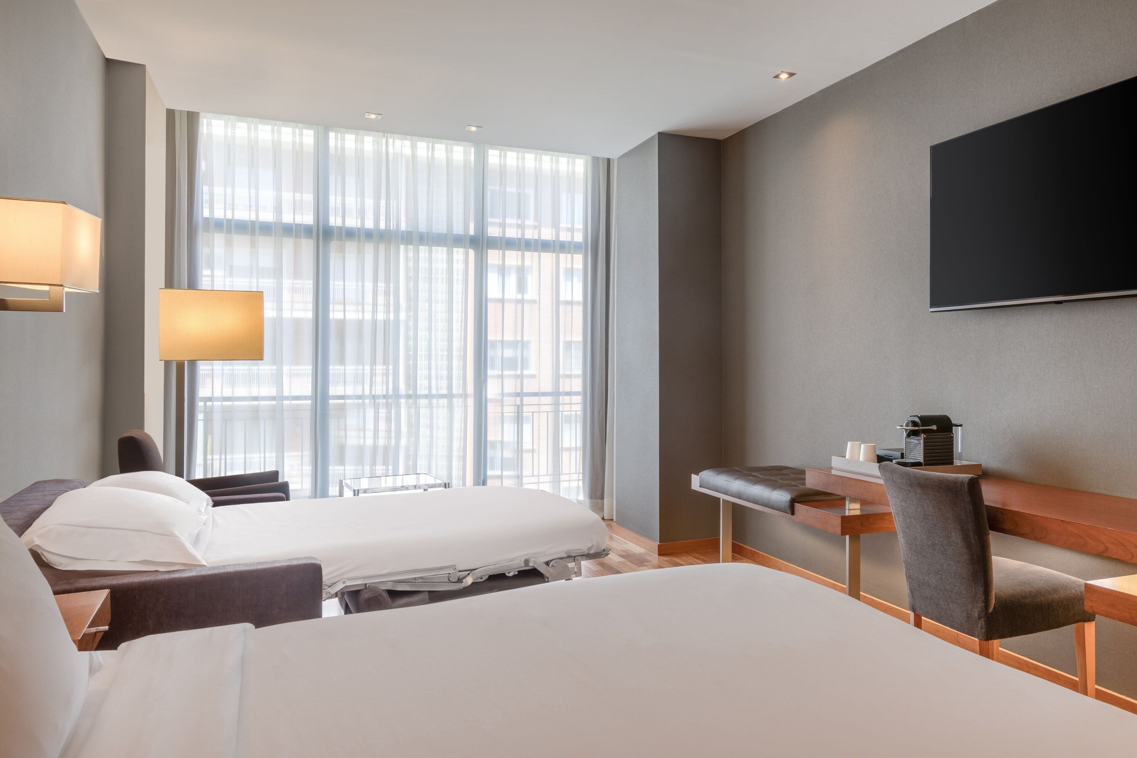 superior room, 1 king bed with sofa bed, non smoking | hypo-allergenic bedding, minibar, in-room safe, desk