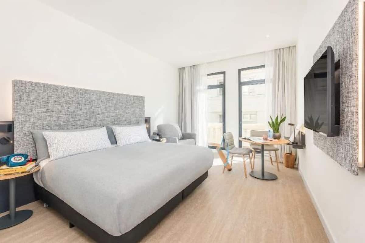 Couette en duvet d'oie, articles gratuits dans le mini-bar