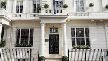 Fachada da propriedade