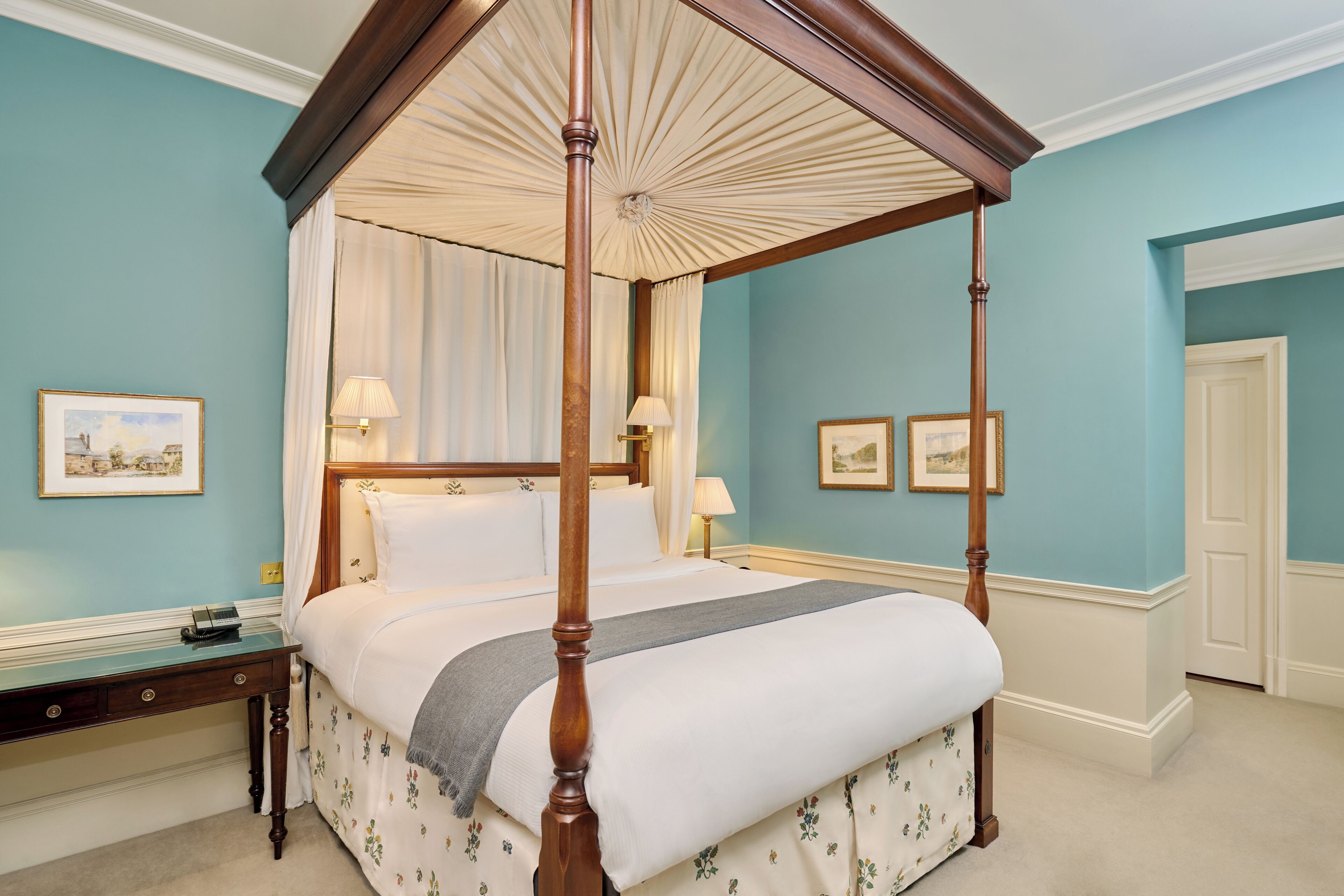 Photo - Roseate House London