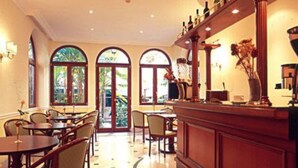 Bar (en la propiedad)