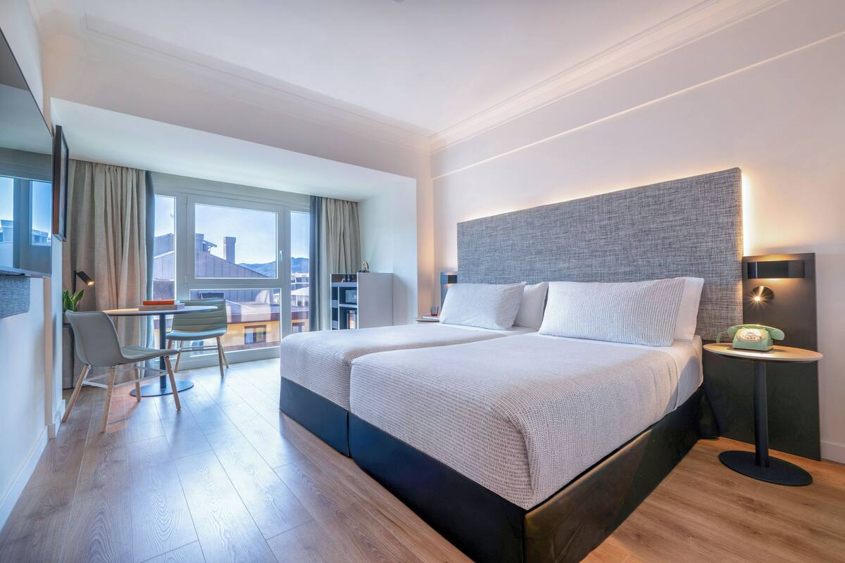 Minibar, in-room safe, blackout curtains, free WiFi