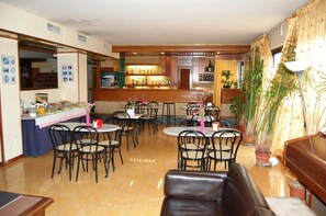 Bar (en el alojamiento)