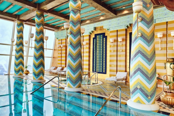 2 indoor pools, 2 outdoor pools, cabanas (surcharge), pool umbrellas