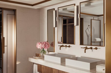Jumeirah Beach Hotel Dubai - Image 150