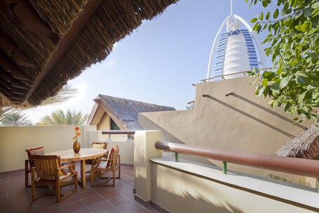 Jumeirah Beach Hotel Dubai - Image 49