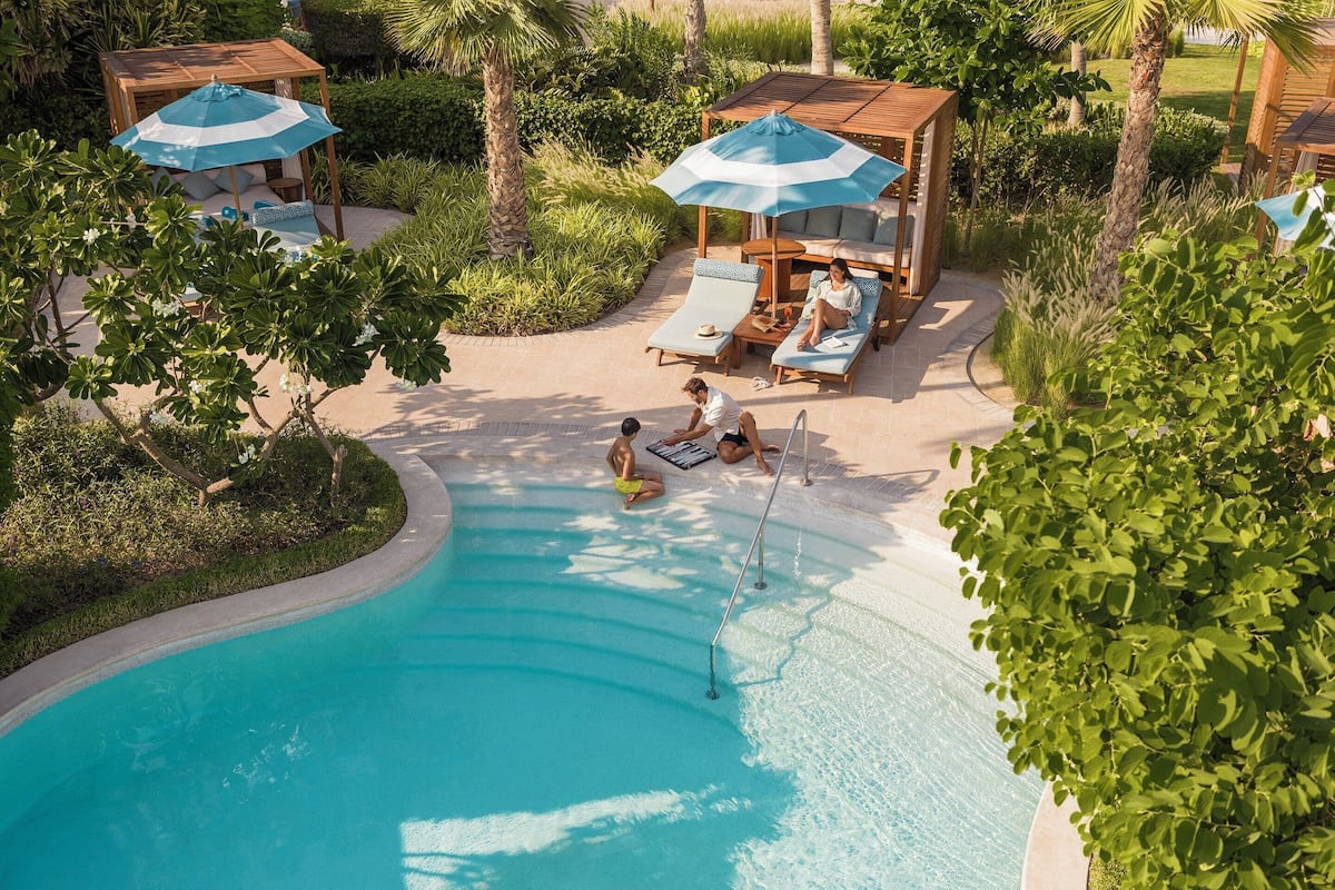 3 outdoor pools, pool umbrellas, sun loungers