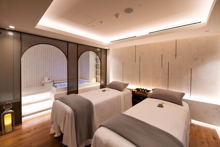 Jumeirah Beach Hotel Dubai - Image 72