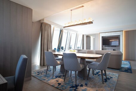 Jumeirah Beach Hotel Dubai - Image 70