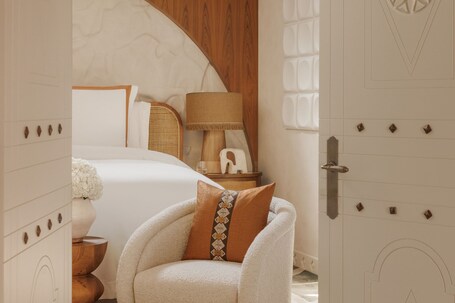 Jumeirah Beach Hotel Dubai - Image 168
