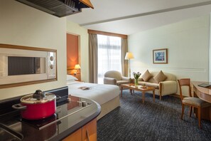 Minibar, in-room safe, desk, blackout drapes