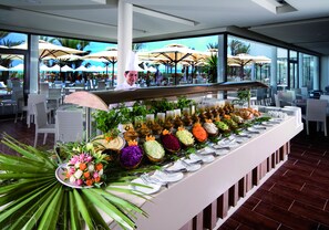 Food court