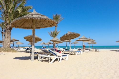 Club Palm Azur - Families and Couples