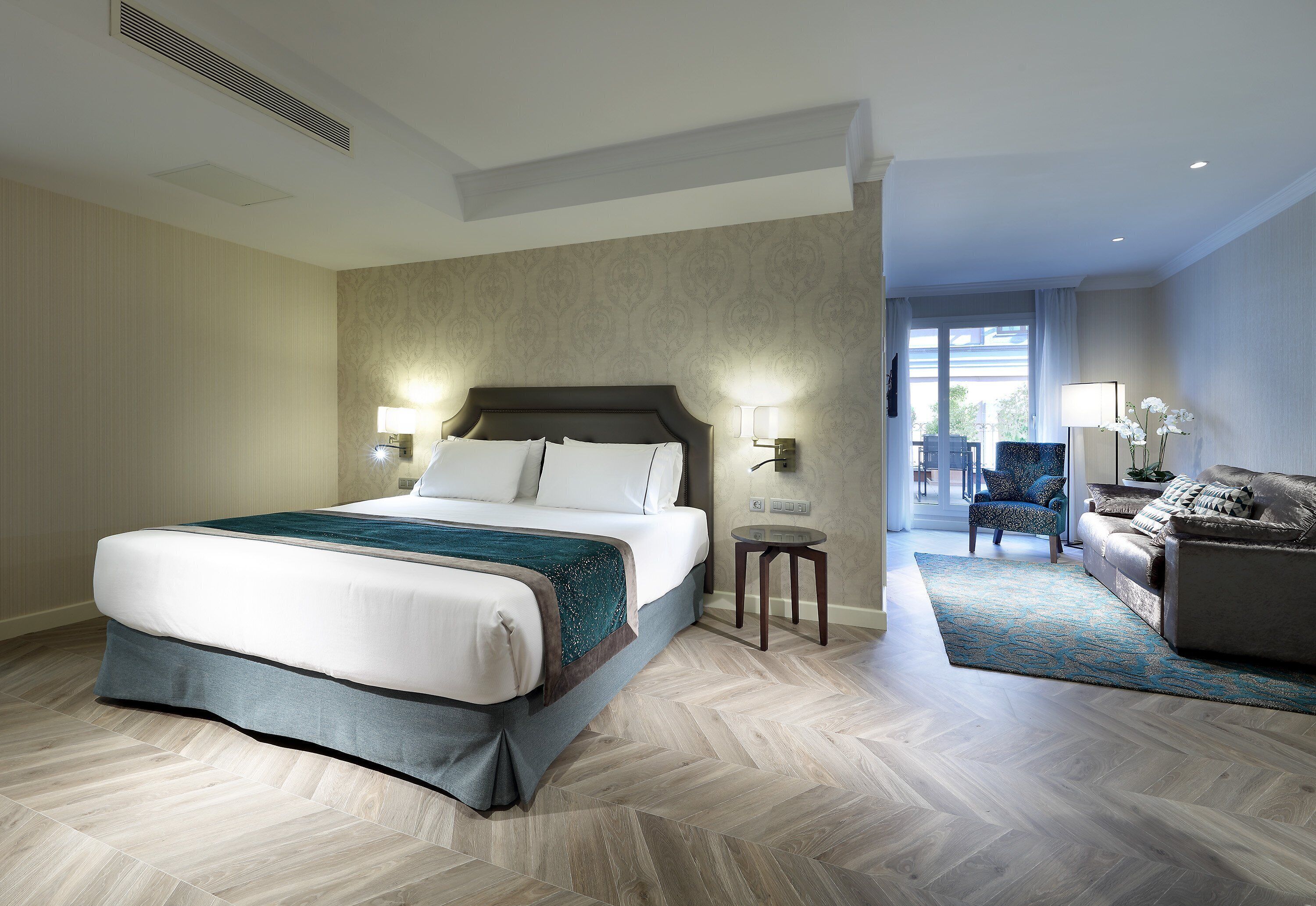 1 bedroom, minibar, in-room safe, desk