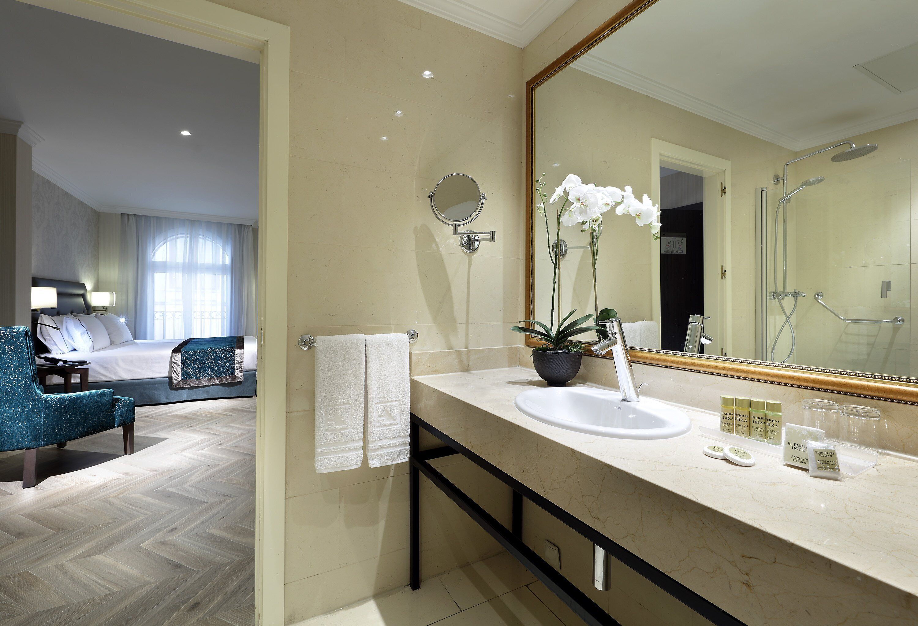 eco-friendly toiletries, hair dryer, bidet, towels