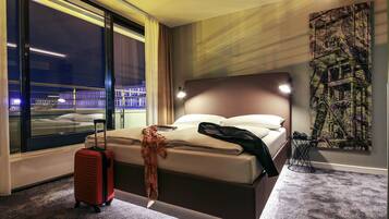 Junior-Suite, 1 Doppelbett | 1 Schlafzimmer, Allergikerbettwaren, Minibar, Zimmersafe