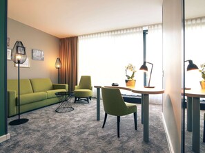 Junior Suite, 1 Double Bed | Hypo-allergenic bedding, minibar, in-room safe, desk