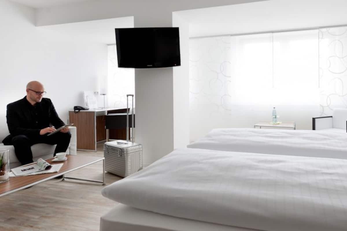 Premium bedding, pillowtop beds, in-room safe, individually decorated