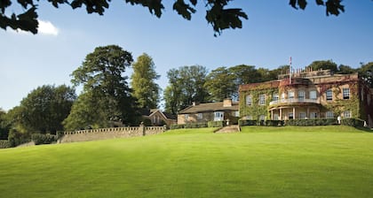 Wood Hall Hotel and Spa
