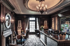 2 bars/lounges - Wood Hall Hotel and Spa (Wetherby)