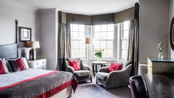 Executive Twin Room | Premium bedding, in-room safe, desk, soundproofing