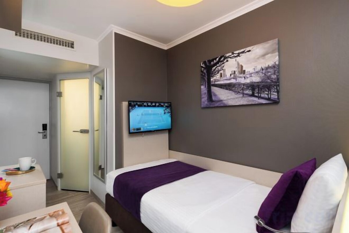 In-room safe, desk, soundproofing, free cots/infant beds