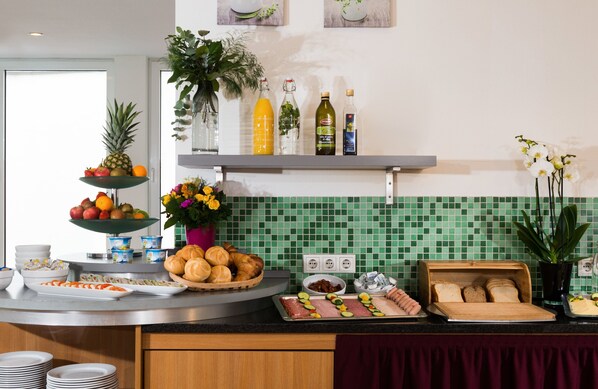 Daily buffet breakfast (EUR 17 per person)