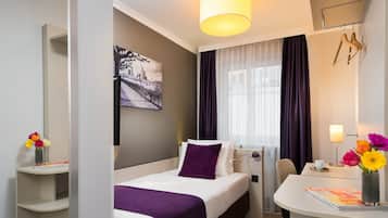 Budget Single | In-room safe, desk, soundproofing, free cribs/infant beds