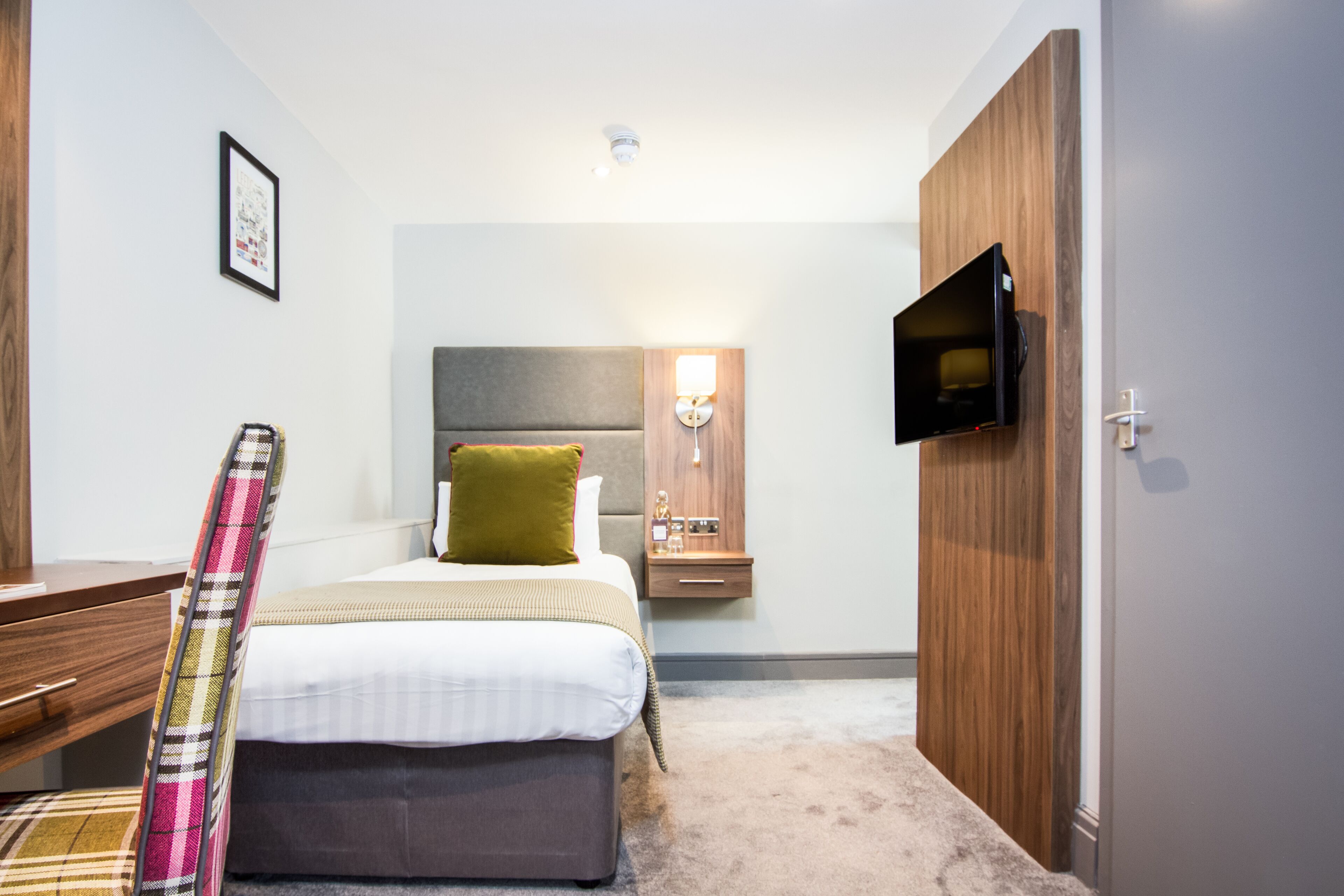 standard single room | 1 bedroom, iron/ironing board, free wifi, bed sheets