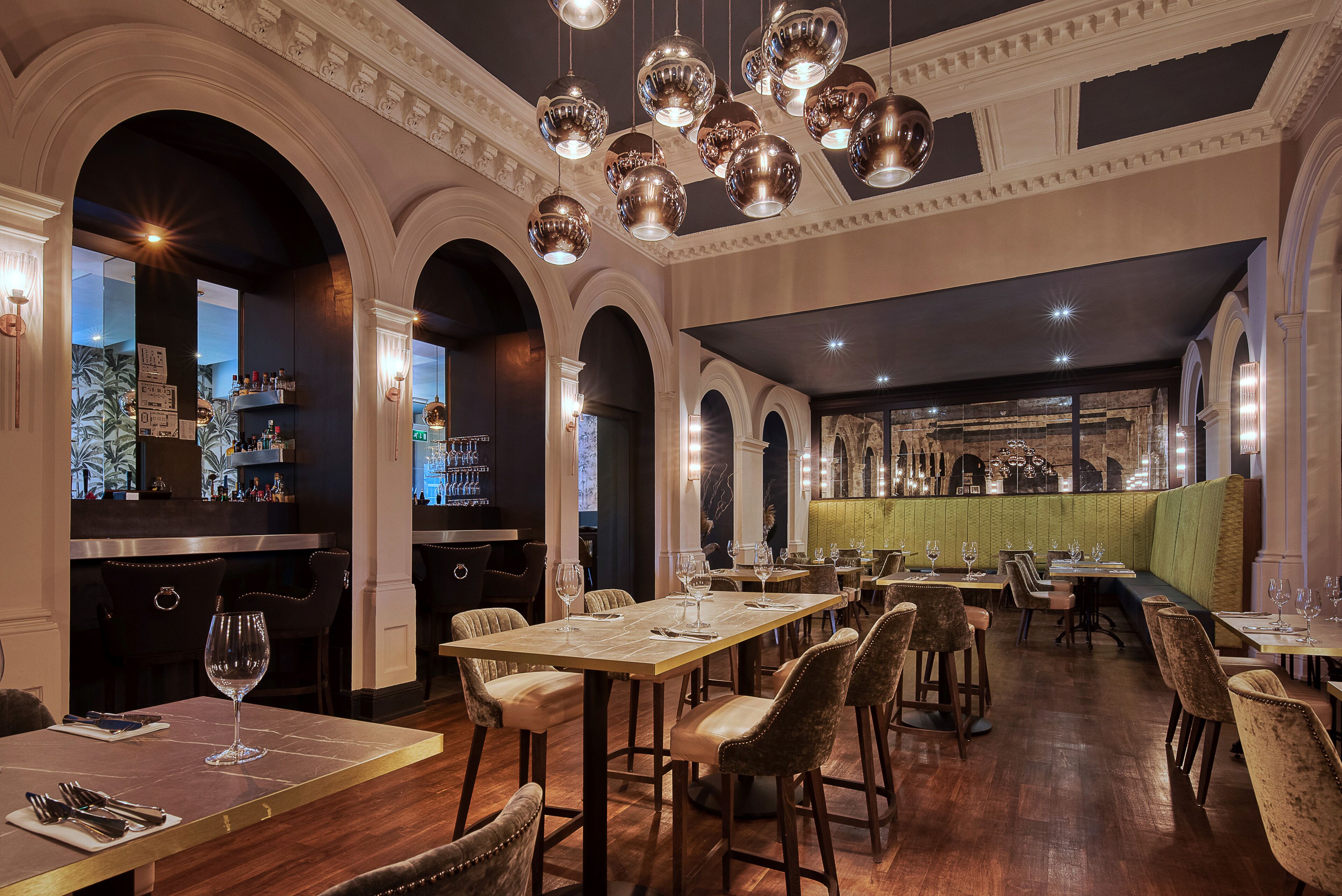 lunch and dinner served, british cuisine