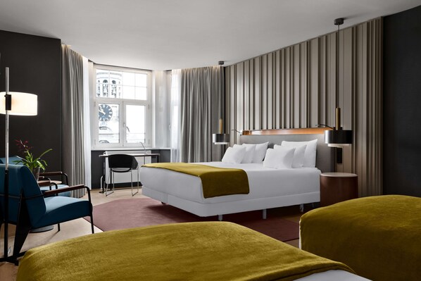 Family Quadruple Room | 1 bedroom, minibar, desk, blackout drapes