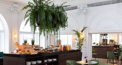 NH Collection Amsterdam Flower Market