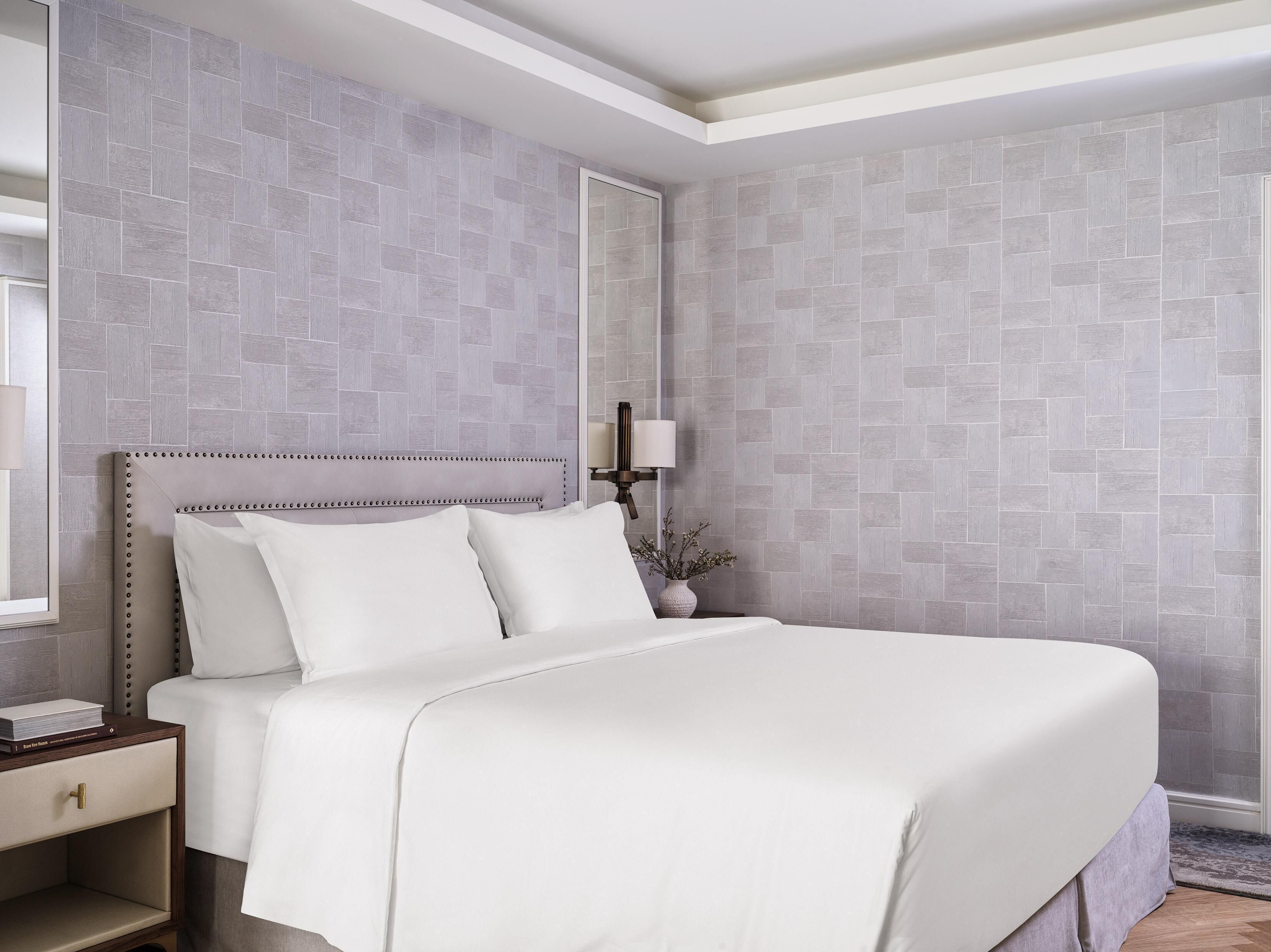 Ropa de cama de alta calidad y minibar 