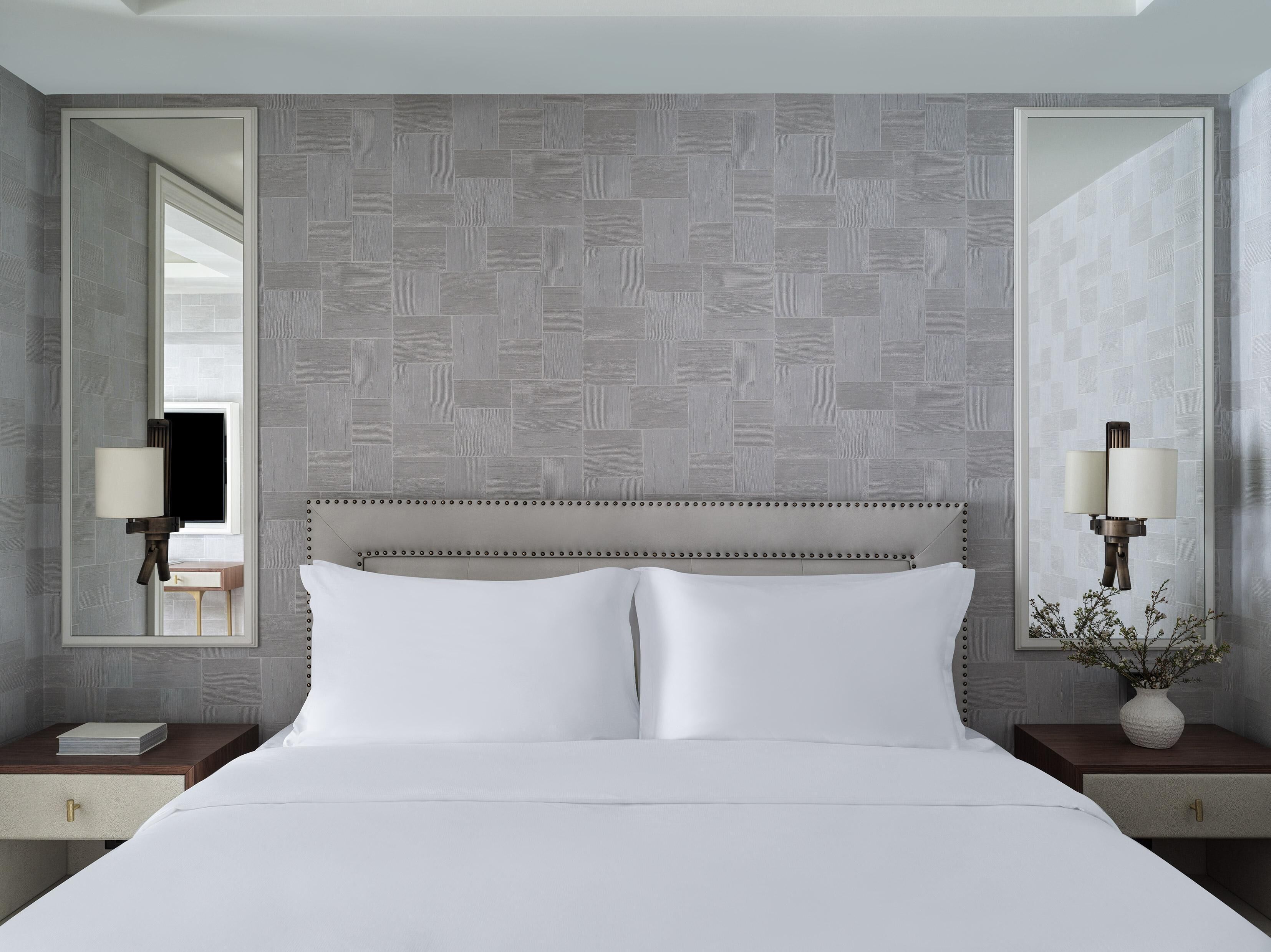 Ropa de cama de alta calidad y minibar 