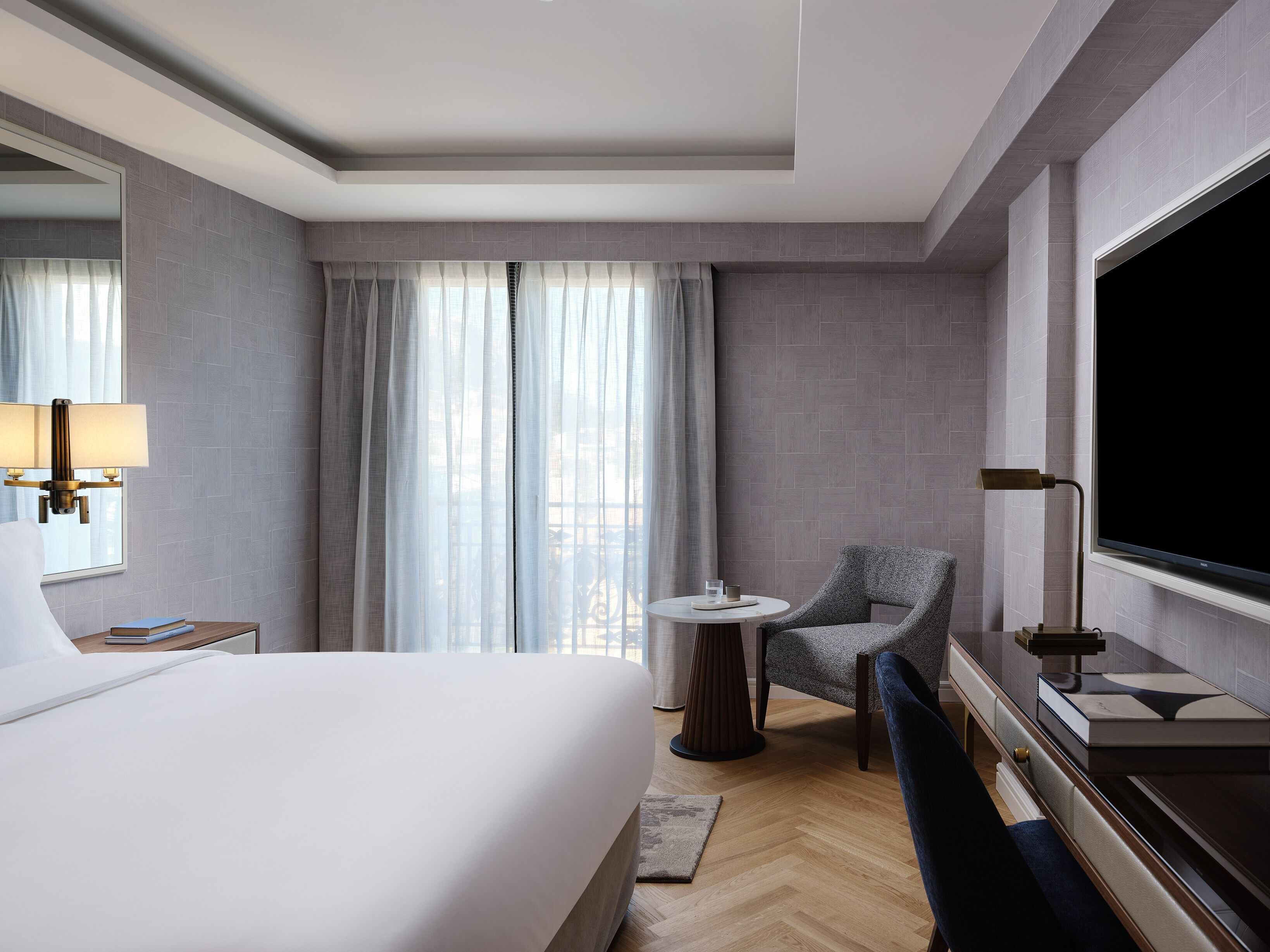 Habitación superior, vista al jardín | Ropa de cama de alta calidad y minibar 