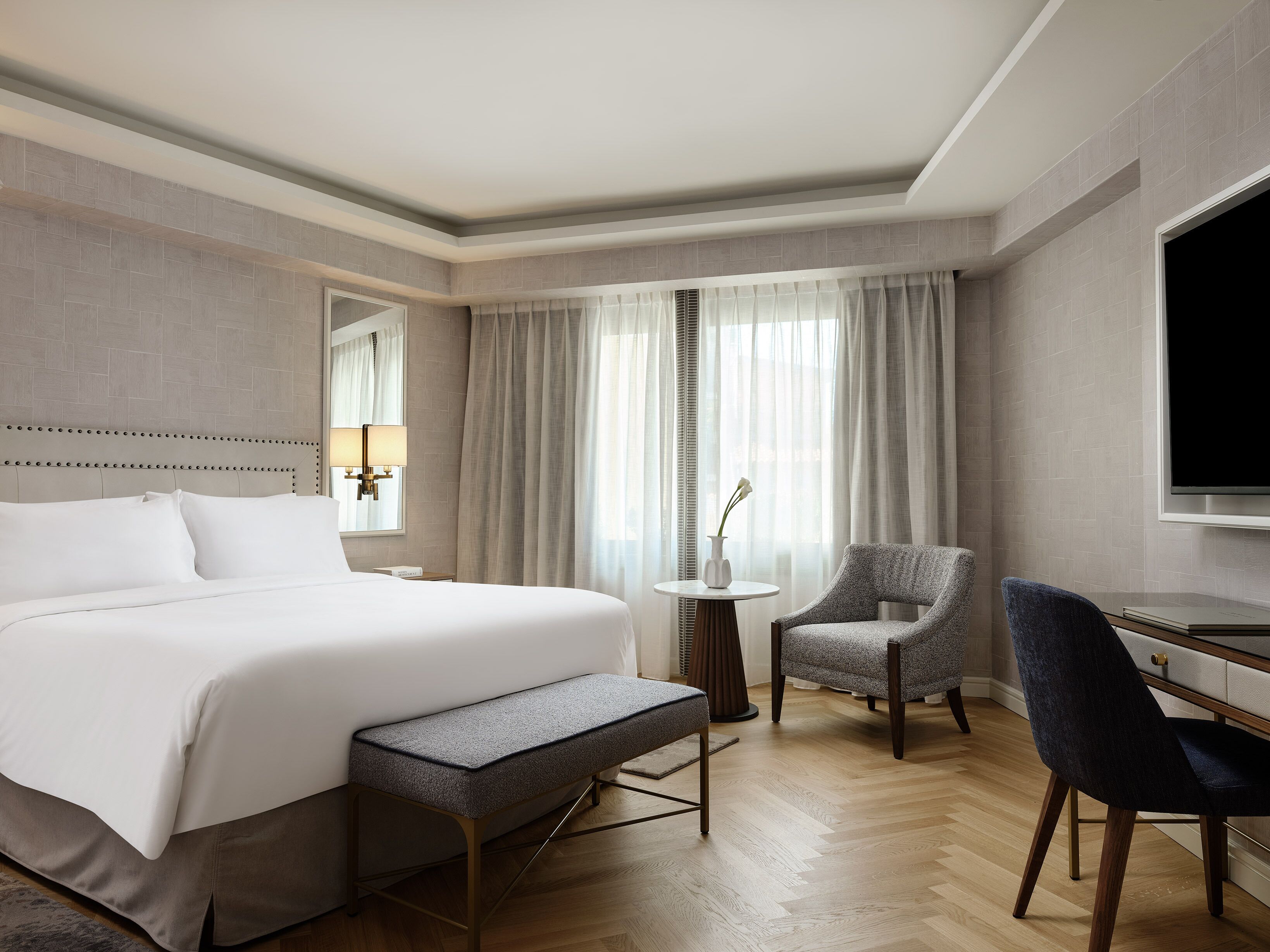 Habitación Premium, vistas al jardín | Ropa de cama de alta calidad, minibar, caja fuerte y escritorio