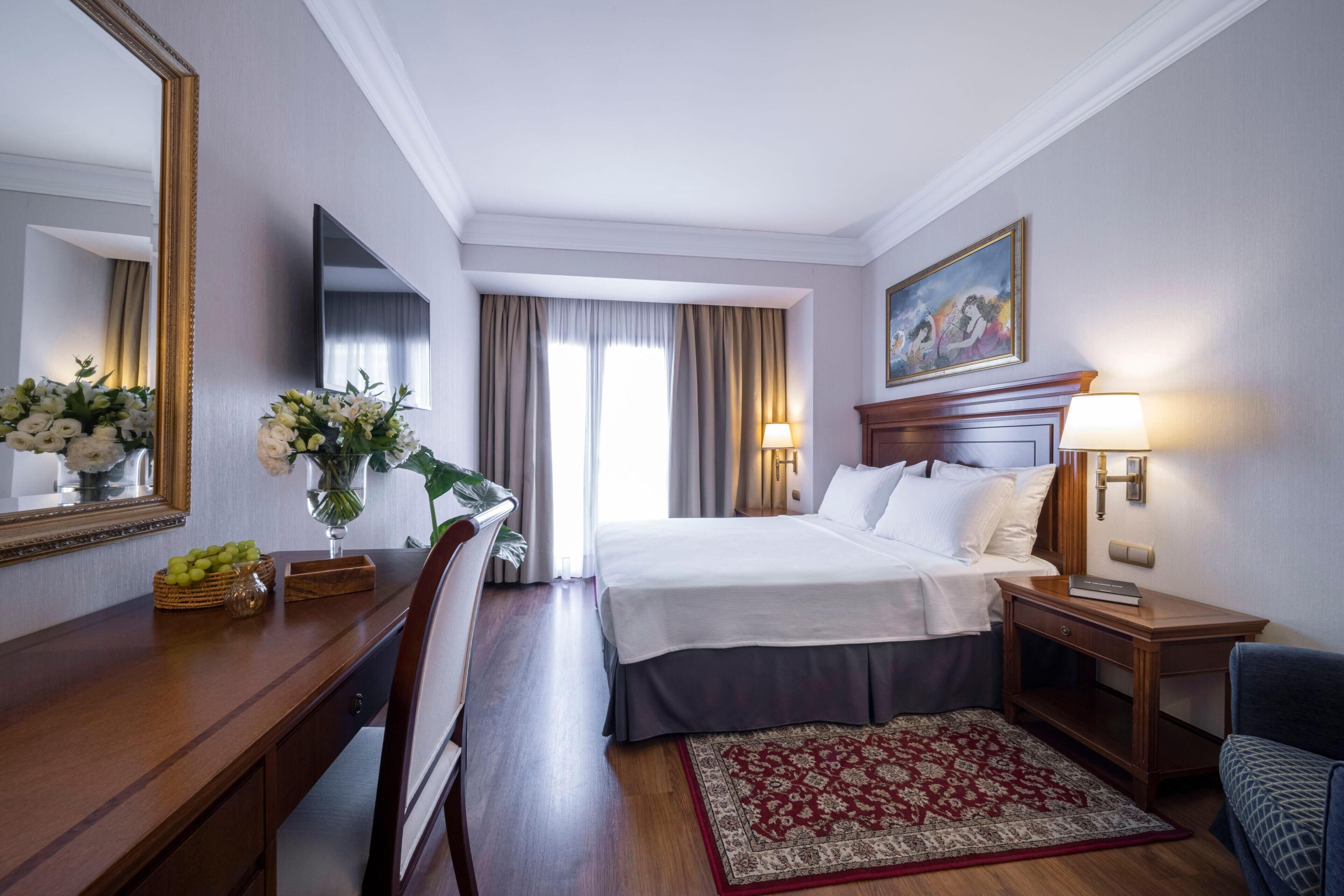 Premium bedding, minibar, in-room safe, desk