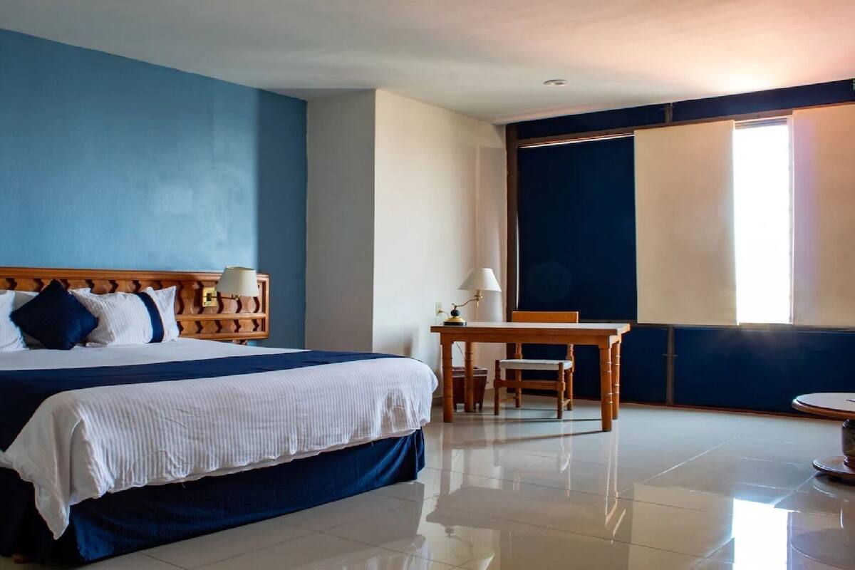 Iron/ironing board, free WiFi, bed sheets, alarm clocks