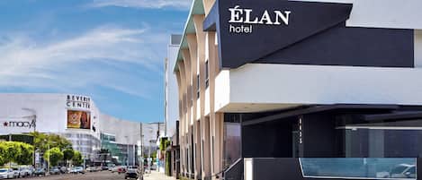 Façade de lâhĂ©bergement - soirĂ©e/nuit