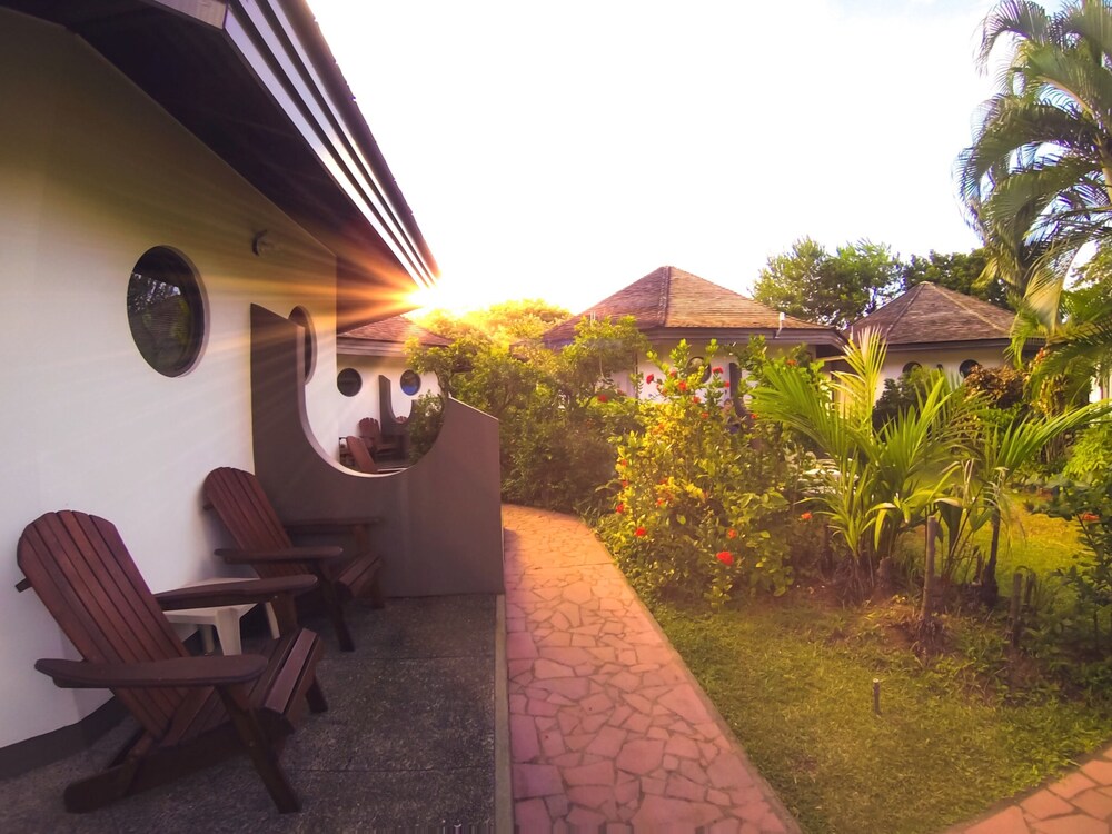 Kariwak Village and Holistic Haven by null
