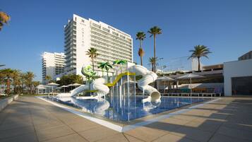 Indoor pool, 2 outdoor pools, pool umbrellas, sun loungers