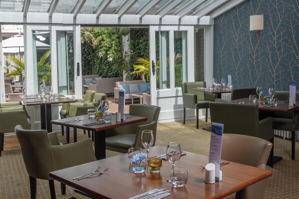 Breakfast, lunch and dinner served