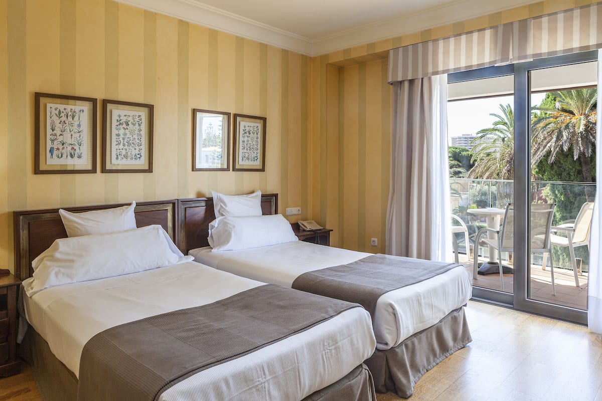 1 bedroom, free minibar items, in-room safe, desk