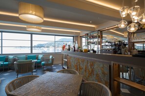 Beach bar