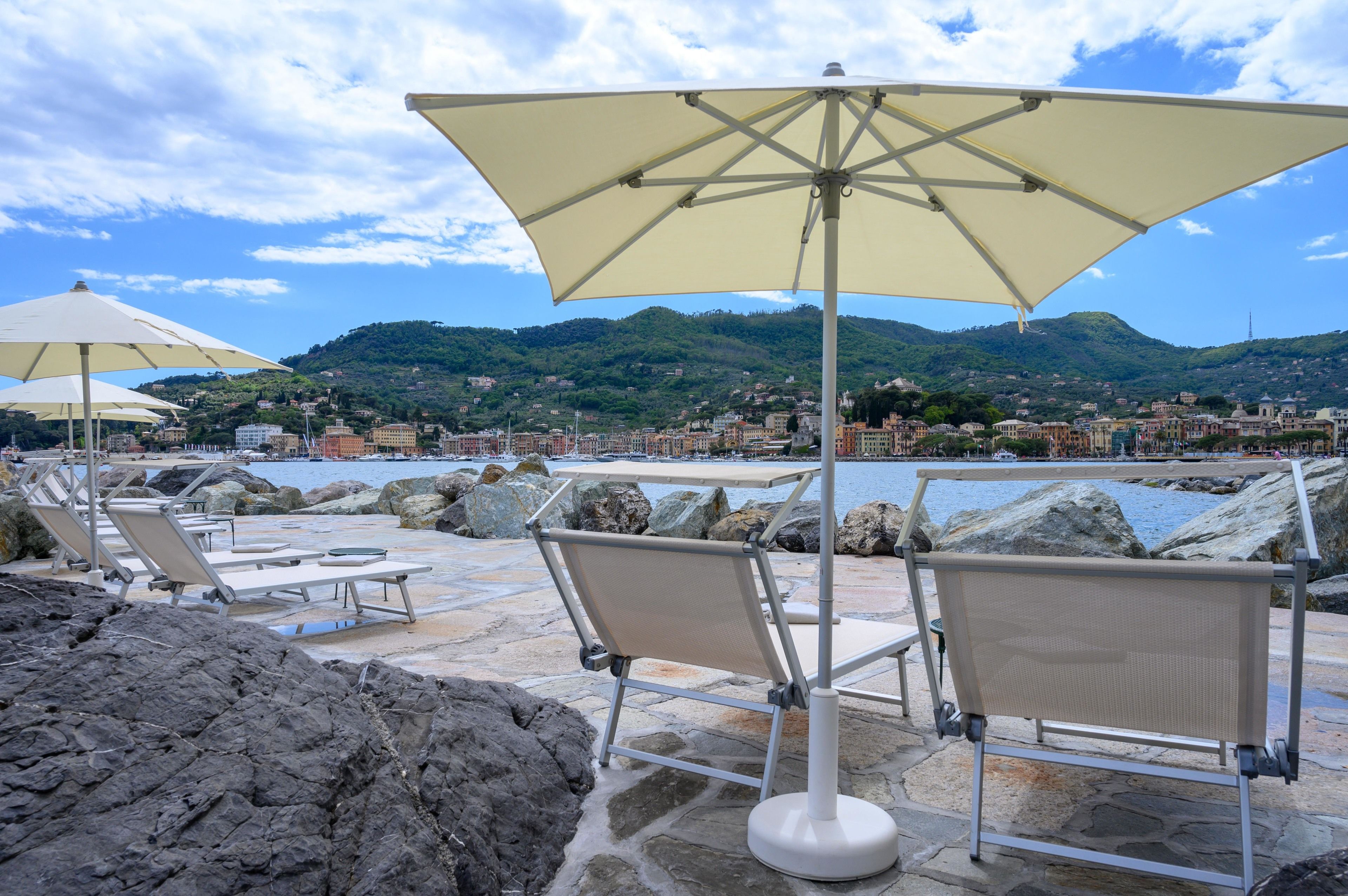 Spiaggia privata nelle vicinanze, lettini da mare, ombrelloni